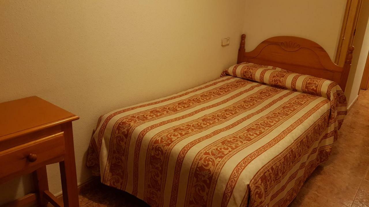 Hostal Plaza El Espinar Zewnętrze zdjęcie